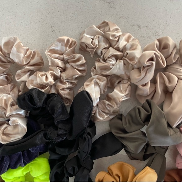 Scrunchies Assorted Styles and Colors Qty. 20 NWOT - Picture 2 of 5